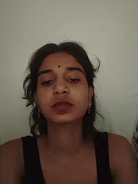 Cute-Natashaa online show from 19, 7, 2026