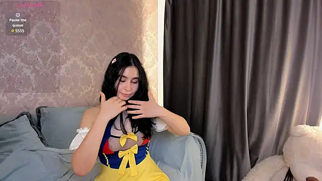 GiovannaAntonelli online show from 27, 3, 2026