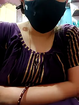 Snapshot of diyabannerjee chatting on 1, 3, 2026 diyabannerjee online show from 1, 3, 2026