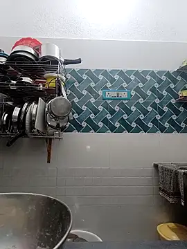 Hot-Tinaa online show from 31, 3, 2026