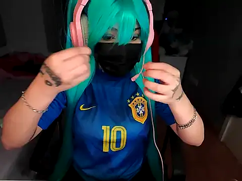 Lucyiy  online show from 20, 6, 2026