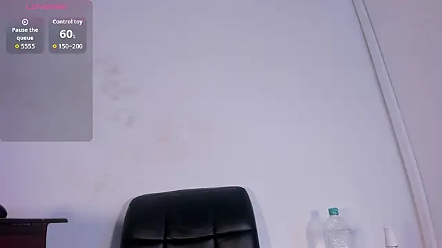 naughtylizeth  online show from 18, 4, 2026