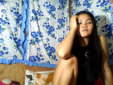Snapshot of PinaySkinnyJust18 chatting on 16, 6, 2026 PinaySkinnyJust18 online show from 16, 6, 2026
