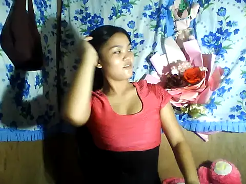 PinaySkinnyJust18 online show from 25, 5, 2026