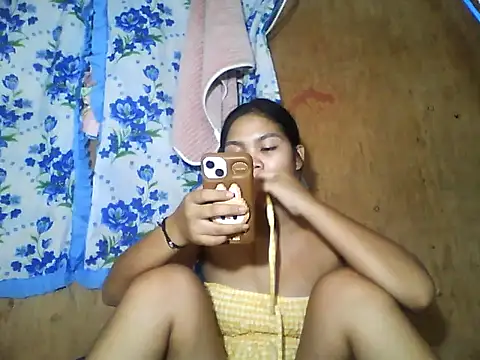 Snapshot of PinaySkinnyJust18 chatting on 13, 7, 2026 PinaySkinnyJust18 online show from 13, 7, 2026