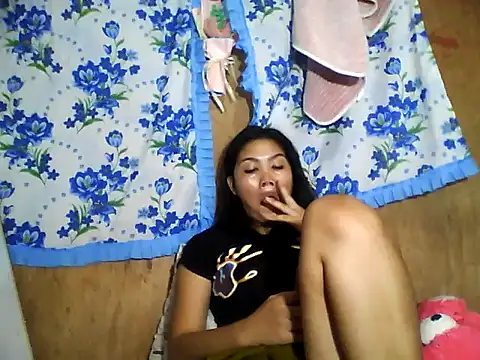 Snapshot of PinaySkinnyJust18 chatting on 9, 6, 2026 PinaySkinnyJust18 online show from 9, 6, 2026