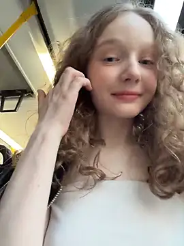 outside rosy online show from 30, 3, 2026