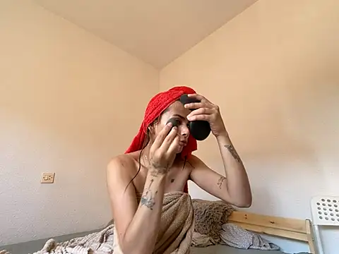 Lily WellGifted online show from 17, 5, 2026