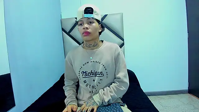 Snapshot of Dogan_Renzo0 chatting on 1, 3, 2026 Dogan Renzo0 online show from 1, 3, 2026