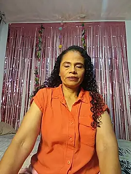 auroracandelax online show from 25, 3, 2026