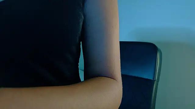 AmmyRouse   online show from 13, 3, 2026