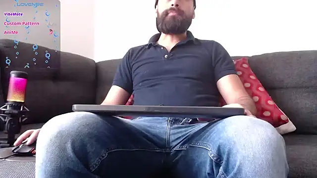 Snapshot of SpermsBank chatting on 6, 3, 2025 SpermsBank online show from 6, 3, 2025