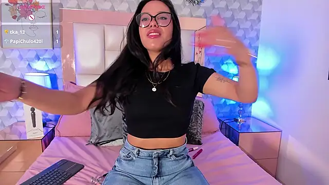 Snapshot of Rose_Allure chatting on 11, 2, 2026 Rose Allure online show from 11, 2, 2026