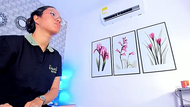 Snapshot of Rose_Allure chatting on 31, 1, 2026 Rose Allure online show from 31, 1, 2026