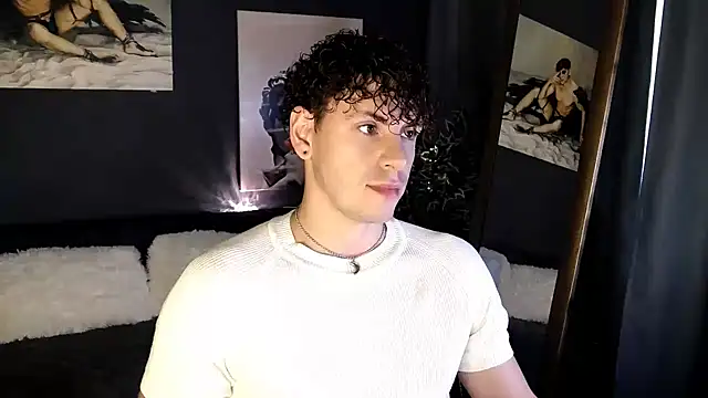 Snapshot of TylerGibson chatting on 16, 7, 2026 TylerGibson online show from 16, 7, 2026