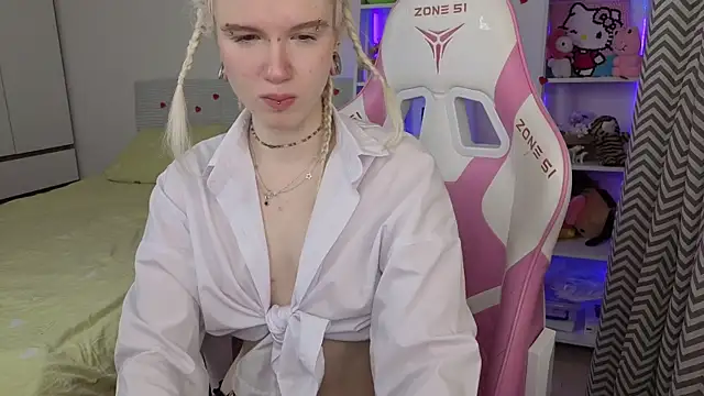 Mia WaterFall online show from 21, 2, 2026