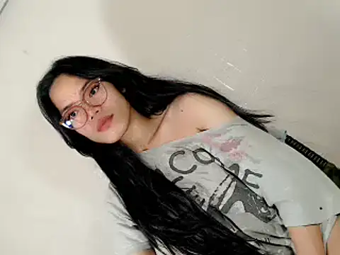 Urhotfucking veronica1 online show from 10, 4, 2026