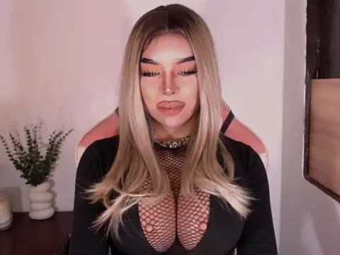 SeducingMonica online show from 17, 4, 2026