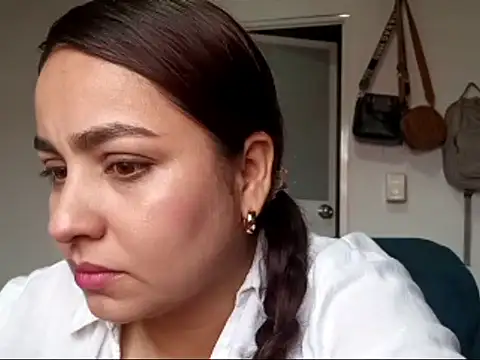 Snapshot of lunitahoney13 chatting on 20, 2, 2026 lunitahoney13 online show from 20, 2, 2026