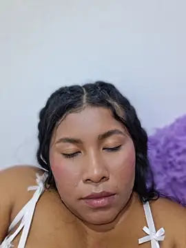 Sweet-Dirty-Storm online show from 5, 5, 2026