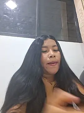 Sweet-Dirty-Storm online show from 19, 5, 2026