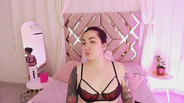 KathiaJenner online show from 9, 5, 2026