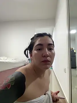 KathiaJenner online show from 7, 3, 2026