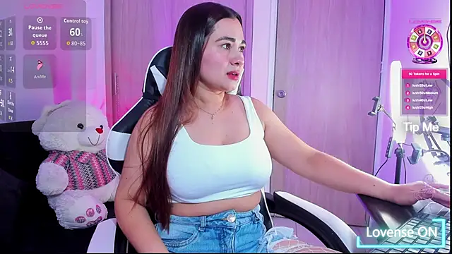 saray mendozaa online show from 12, 2, 2026