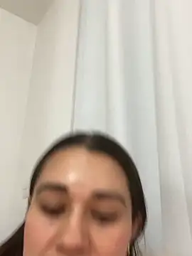 saray mendozaa online show from 8, 5, 2026