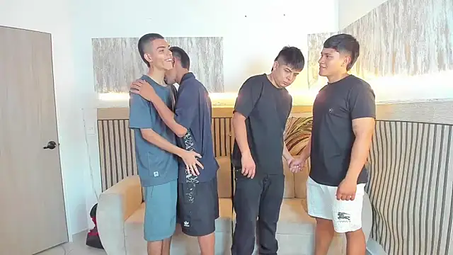 Snapshot of friendslikeplay chatting on 6, 2, 2026 friendslikeplay online show from 6, 2, 2026