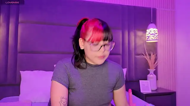 Snapshot of EllieNeptune_ chatting on 22, 2, 2026 EllieNeptune online show from 22, 2, 2026