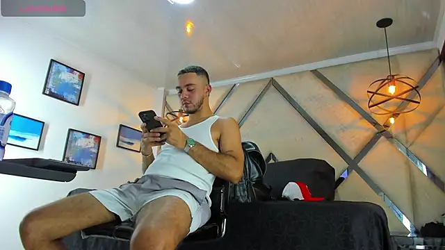 Dusan Grey77 online show from 3, 2, 2026