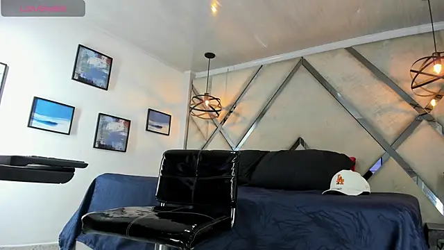 Dusan Grey77 online show from 6, 2, 2026