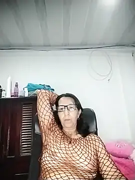 Snapshot of RosseLaure chatting on 14, 2, 2026 RosseLaure online show from 14, 2, 2026