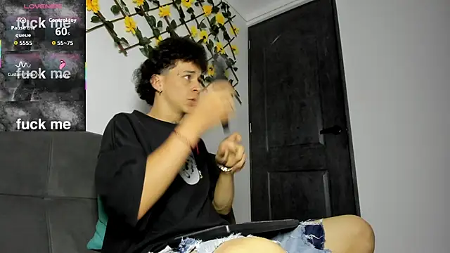 Maxxx bigcockx online show from 14, 3, 2026