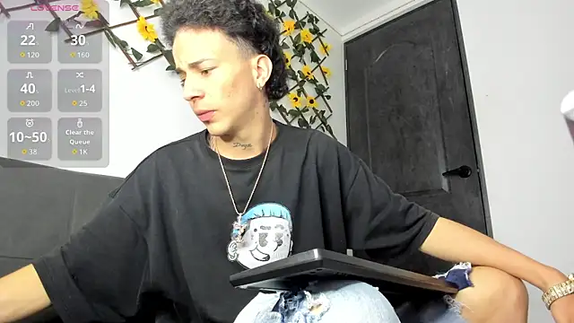 Maxxx bigcockx online show from 5, 6, 2026