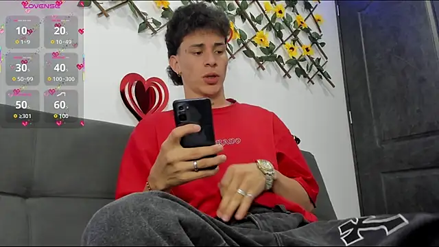 Maxxx bigcockx online show from 10, 2, 2026