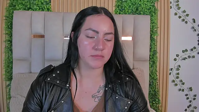 JeniferPowell nm online show from 15, 4, 2026