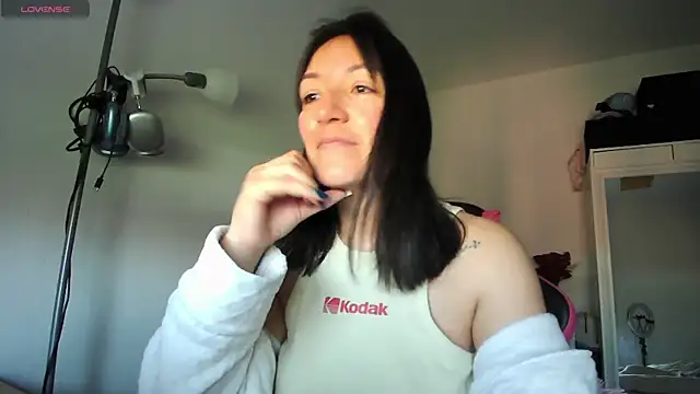 Yulian Milf online show from 25, 4, 2026
