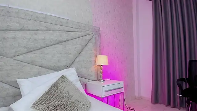 Snapshot of RousSweet- chatting on 2, 3, 2026 RousSweet- online show from 2, 3, 2026