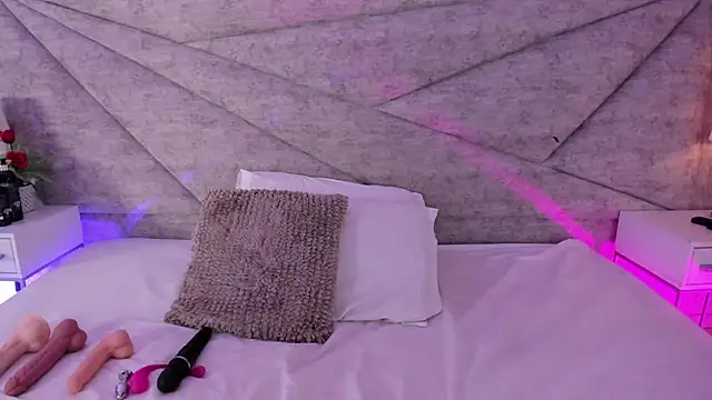 RousSweet- online show from 18, 4, 2026