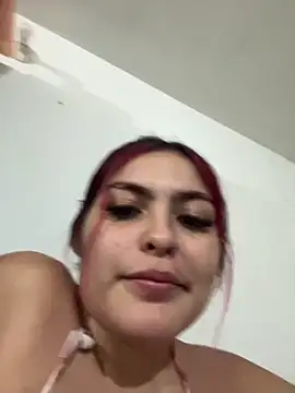 Nathali Adans online show from 25, 2, 2026