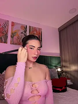 Snapshot of IrinaBlanc chatting on 16, 7, 2026 IrinaBlanc online show from 16, 7, 2026