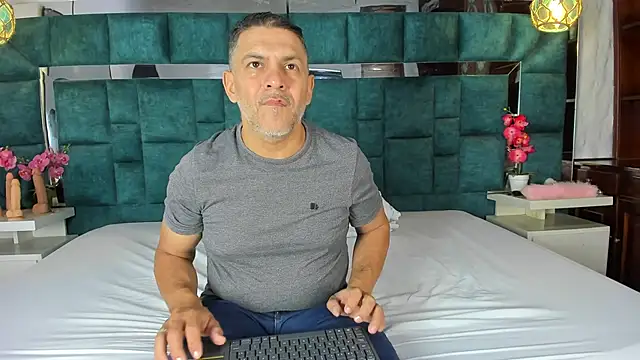 ViceSweet online show from 5, 5, 2026