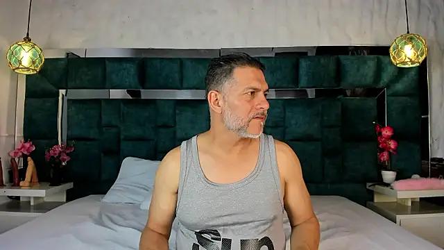 ViceSweet online show from 4, 3, 2026