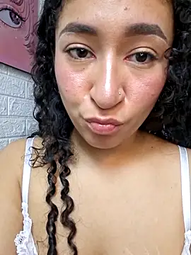 Snapshot of Dany_Moon_ chatting on 24, 2, 2026 Dany Moon online show from 24, 2, 2026