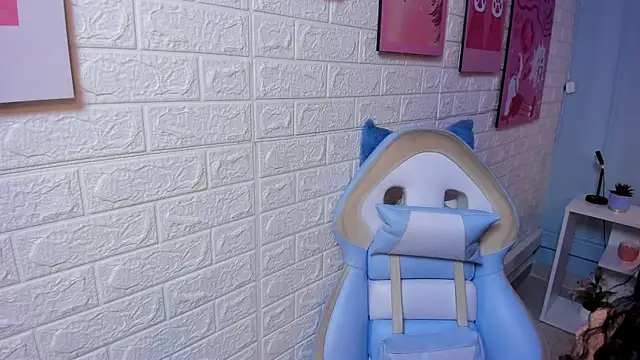 Dany Moon  online show from 17, 3, 2026