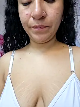 Snapshot of Dany_Moon_ chatting on 18, 2, 2026 Dany Moon online show from 18, 2, 2026