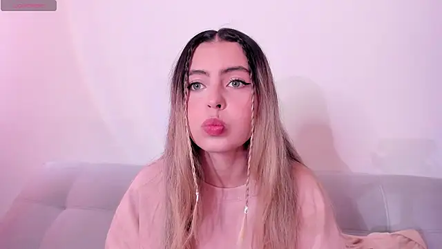 Fernanda aaaa online show from 24, 2, 2026