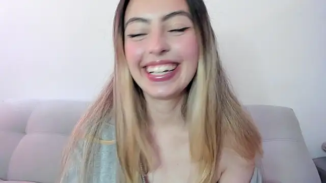 Fernanda aaaa online show from 9, 3, 2026